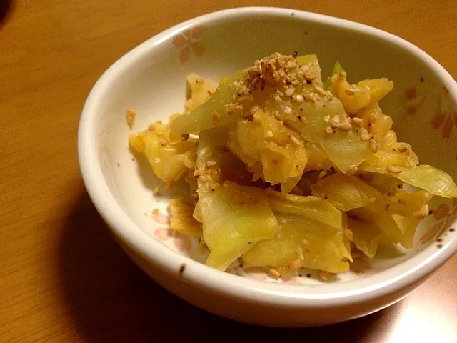 キャベツの胡麻味噌和え: cabbage with Miso and sesame|mさん