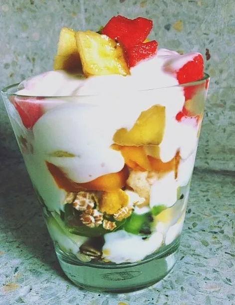 Mixed fruit parfait|Saranya R.さん