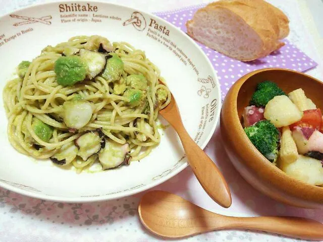 Snapdishの料理写真:アボカドとタコのパスタ♡ワサビ醤油風味♪ゴロゴロ野菜とタコのマリネ☆|まゆみさん