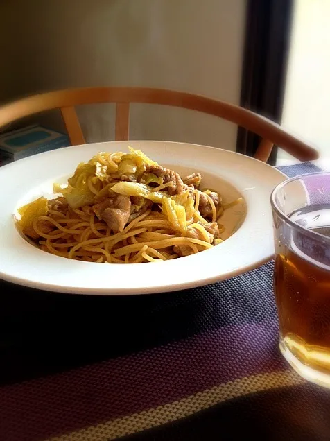 娘と作った 鶏とキャベツのパスタ|ひとしさん