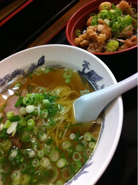 唐揚げ丼ラーメン|ゆうさくさん