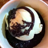 Warm Brownie Cup with Vanilla Ice Cream, Chocolate Syrup and Sprinkles. 🍫🍦|purplepixieさん