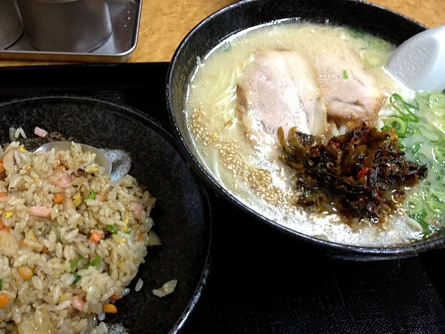 Snapdishの料理写真:ラーメン꒰ ♡´∀`♡ ꒱|☆ぴ〜ちゃん☆さん