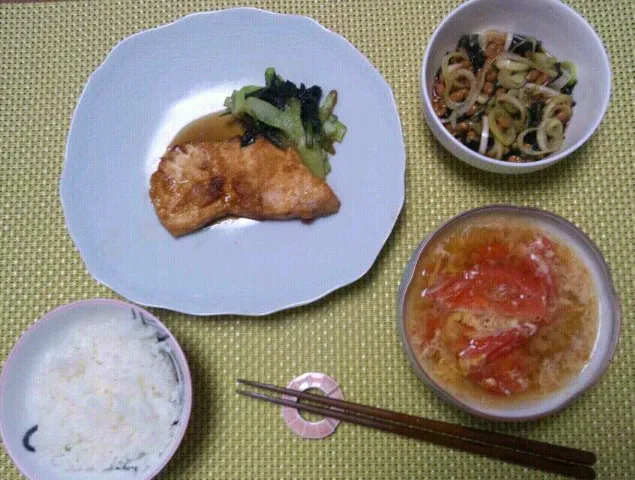 かじきと小松菜の醤油焼きなど＊|あかりぬさん