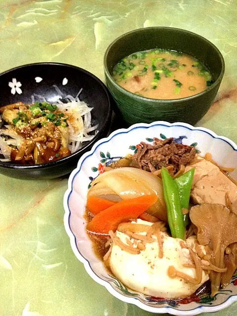 肉豆腐  なめこの味噌汁  スライス玉ねぎ茄子の焼き浸しがけ|きくりさん