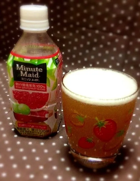 Snapdishの料理写真:グレフル÷Beer♪(*^^)o∀*∀o(^^*)♪|りつ(*≧艸≦)さん