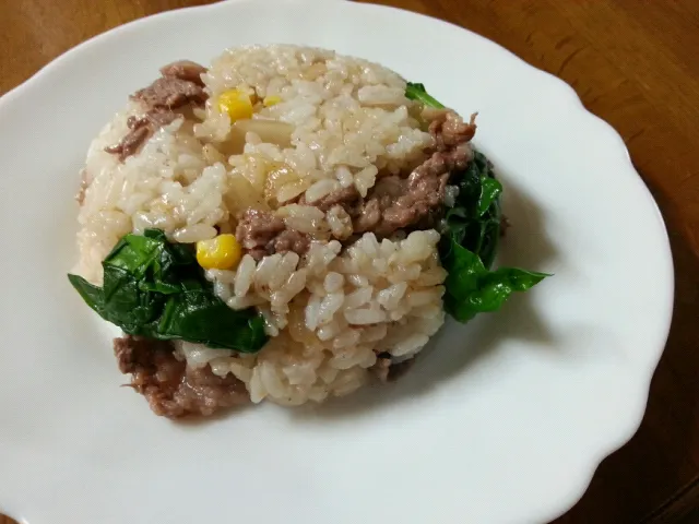 牛肉チャーハン|ももじろうさん