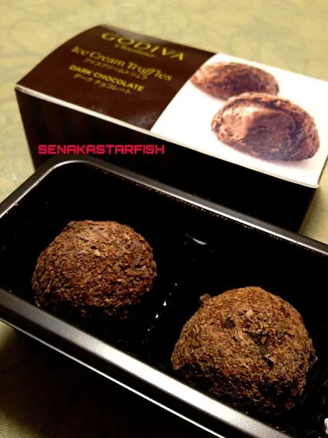 GODIVA Ice Cream Truffles DARK CHOCOLATE|愛さん