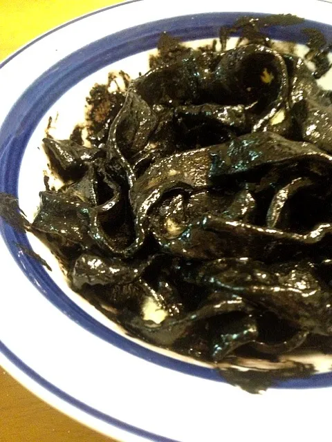 Squid ink sauce pasta. Such a mess, but delicious :)|mさん