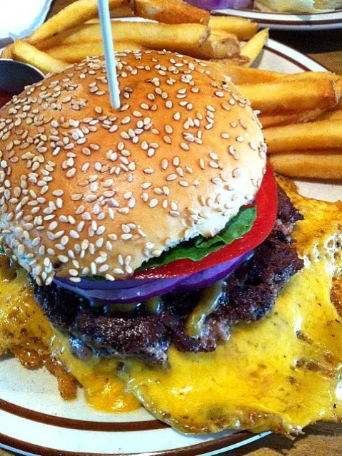 Cheese Burger @Brooklyn The Burger Joint|MIN Aさん