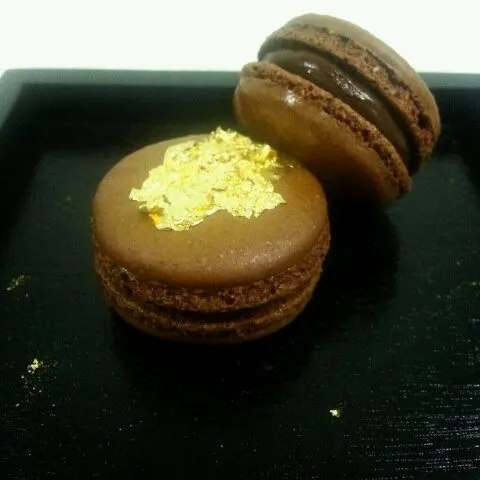 Gold class macarons|pungさん