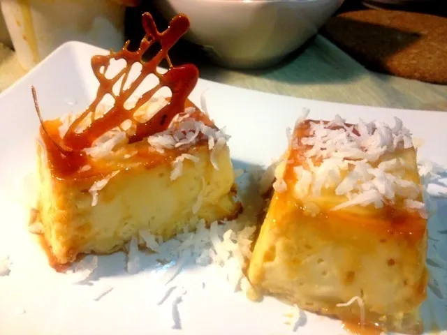 Snapdishの料理写真:coconut flan|Jerryさん