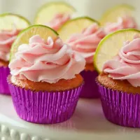 Pinky Cupcake