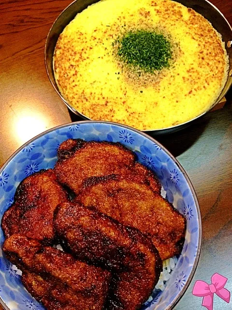 Snapdishの料理写真:ソースカツどーん！！とわさび漬け入り山芋焼きー₍˄·͈༝·͈˄₎◞ ̑̑ෆ⃛|おりぃさん