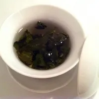 台湾から取り寄せた烏龍茶。茶葉が開いたら飲みごろ。香り最高。|masudat821さん