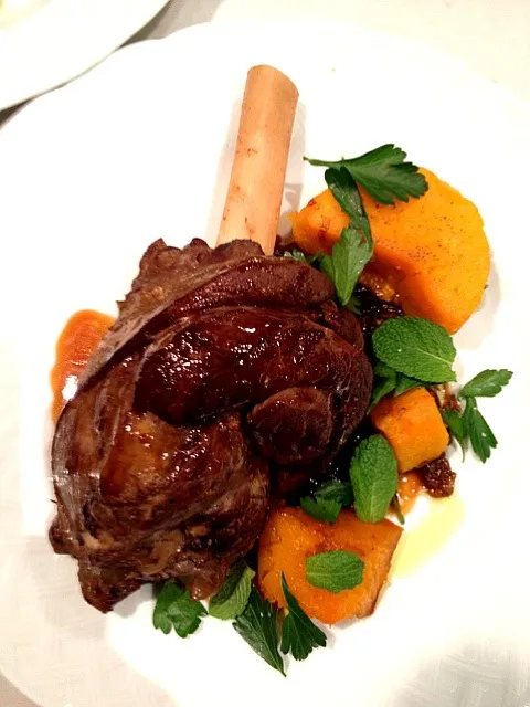 Lamb shank, butternut squash, caramelized onion, vadouvan|andrew franciscoさん