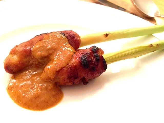 Chicken satay on lemongrass skewers|willzさん