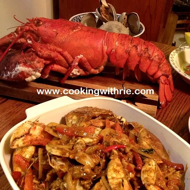 Steam Clam, Lobster  with Garlic Butter; Lemon Black Pepper Chili Crab..|rie simsさん