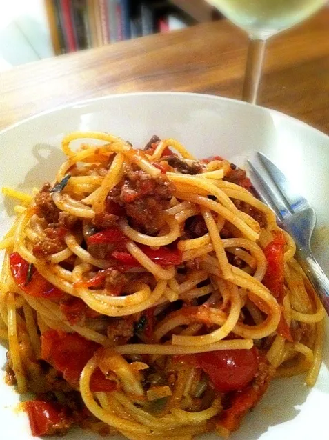 Spaghetti cooked with pomodorini, beef, mushroom and sweet basil|karen limさん