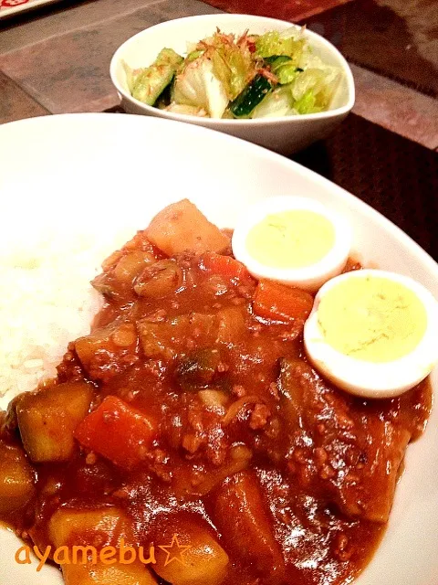 ☆ゴロゴロ野菜いっぱいカレーとゆきちゃんのチョレギサラダ☆|あやめぶさん