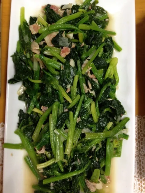 Spinach with bacon|sumagaさん