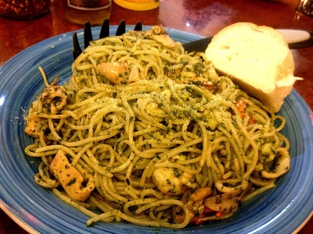 Nut Pesto with Chicken Pasta|Rockwell Leeさん