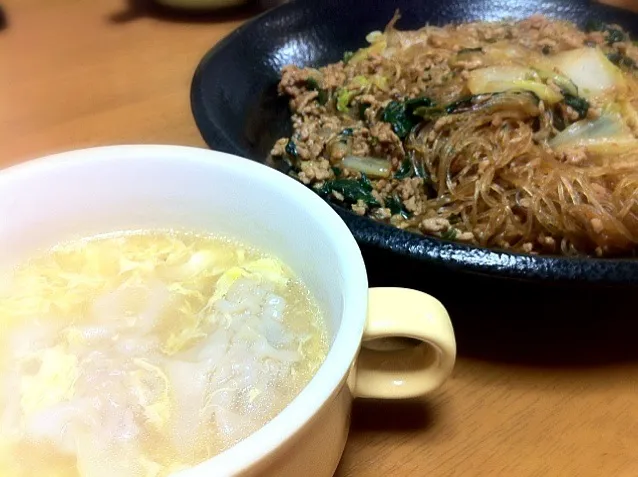 Snapdishの料理写真:ワンタンスープと麻婆はるさめ|autumnさん