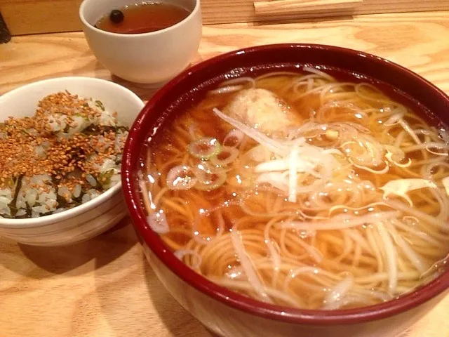 稲庭鳥つくねうどん 大盛り@湯島 醍醐|yoooochanさん