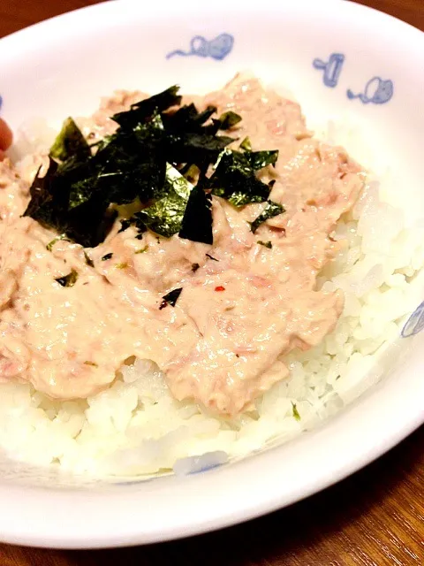 あかん飯⁈ツナマヨ丼ー笑|さくたえさん