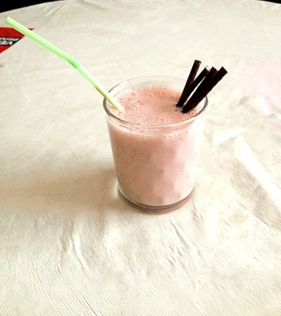 Batido de fresa y platano|paulaさん