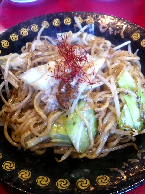 Snapdishの料理写真:焼きラーメン焼きじろう@神田もといし東岩槻店|Kazuya Miyukiさん