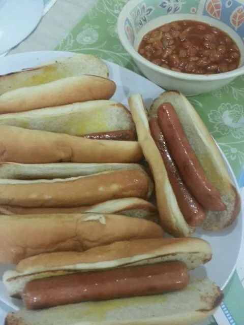 Hot dogs & Spicy Baked Beans|Mrs BNazさん