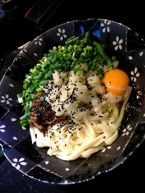 今日は朝うどん おろしネギ玉子ソーキぶっかけうどん！ 今日も頑張っていきましょー|takarkiさん