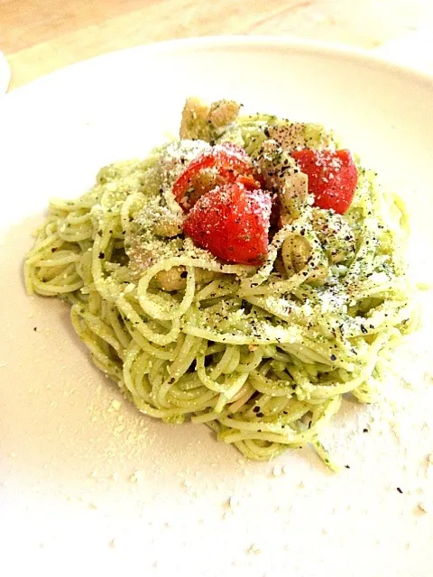 Capellini with home made basil pesto|Ayakaさん