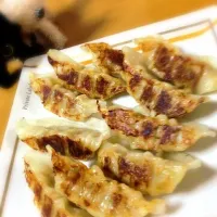 Snapdishの料理写真:シンプル〜餃子|えりさん