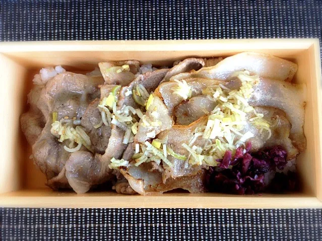 Kagoshima pork on rice|Shing Tayさん