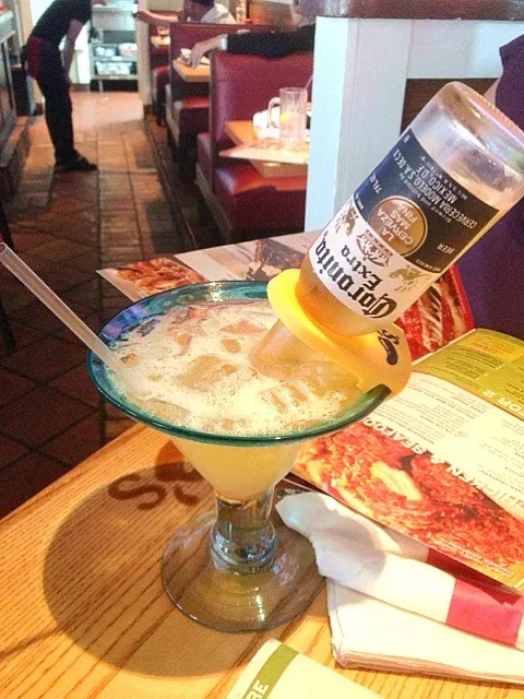 Coronarita when u mix a corona and a margarita|david guerreroさん