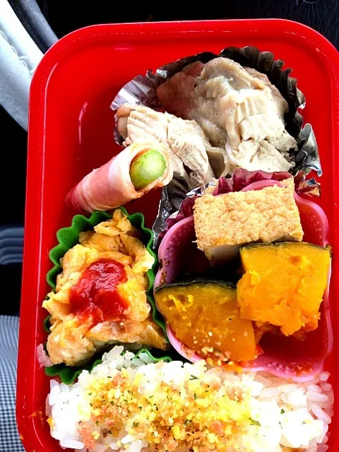 Snapdishの料理写真:今日はママと妹合作弁当|ayamenさん