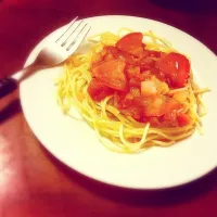 Snapdishの料理写真:tomatosauce pasta|まなさん