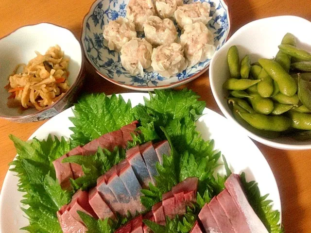 お刺身 . しゅうまい . 枝豆 . 切り干し大根の煮物|なるなるさん