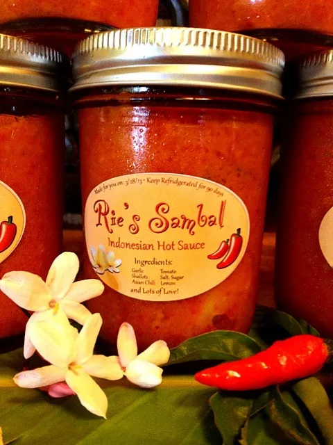 Snapdishの料理写真:Rie's Sambal.. Lots of Love in a jar..|rie simsさん