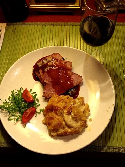 Honey roasted loin of pork with gratin dauphinois|Generaalさん