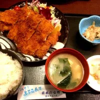 Snapdishの料理写真:チキンカツ定食|gokiさん