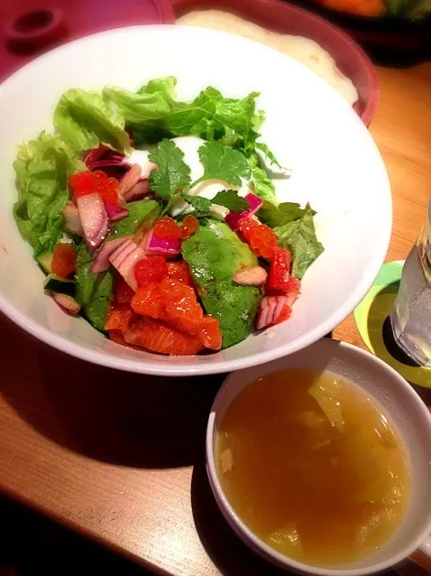 サーモンとアボカド丼|マリアさん