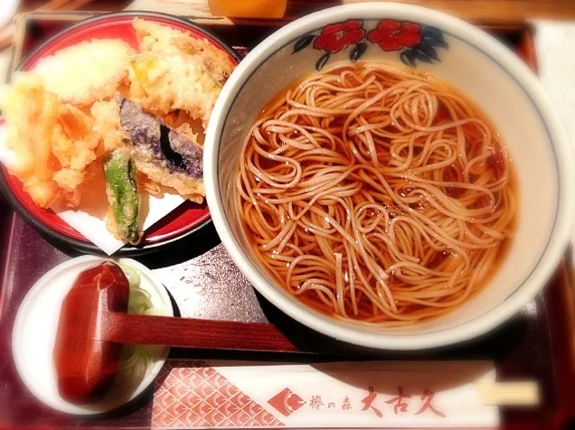 Hot Buckwheat w/Assorted tempura♨七夕そば|🌈Ami🍻さん