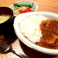 チキンカレー|ふくちびさん