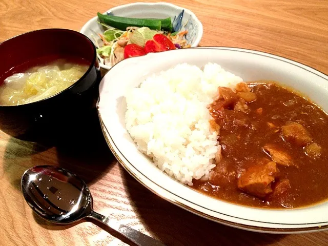 チキンカレー|ふくちびさん