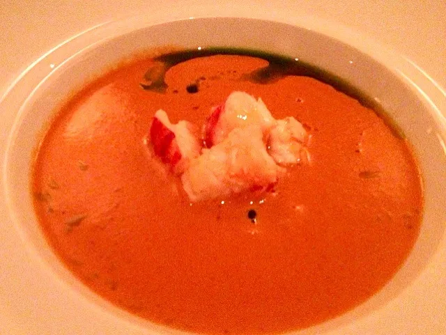 Lobster bisque with arugula oil at Charleston in Baltimore|lanchi bombalierさん