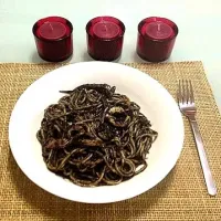 Snapdishの料理写真:Nero Di Sepia ( Squid Ink Spaghetti )|annaさん