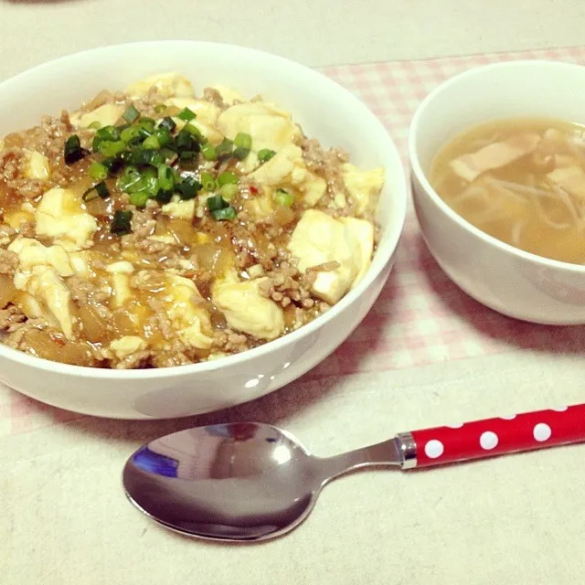 麻婆丼 もやしたっぷりスープ|tomoeさん